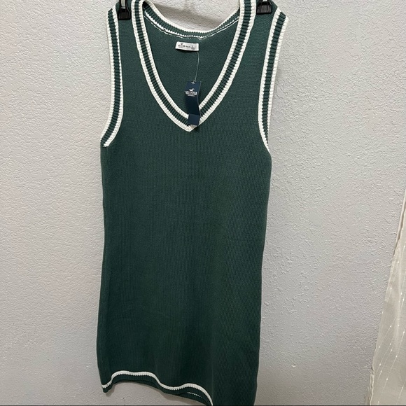Hollister | Dresses | Hollister Sweater 